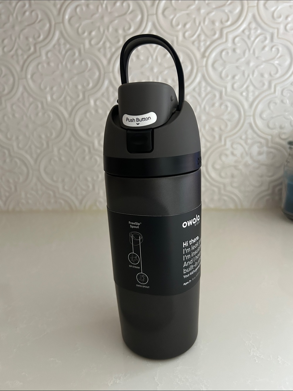 NWT owala Kids Insulated Water Bottle - Black